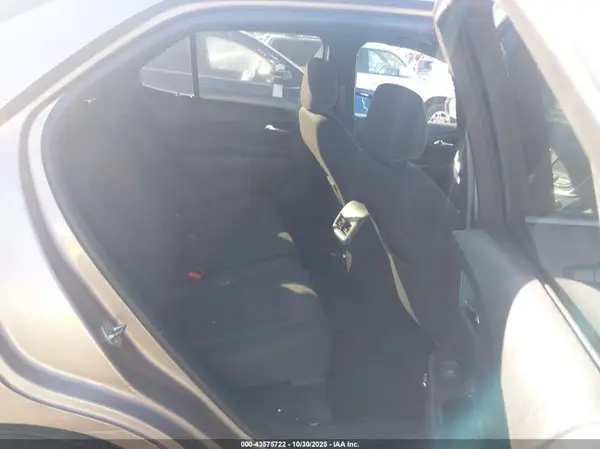 3GNAXUEV7KL112125 2019 CHEVROLET EQUINOX - Image 8