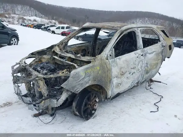 3GNAXUEV7LS532393 2020 CHEVROLET EQUINOX - Image 2