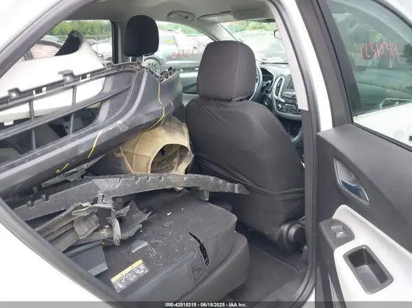 3GNAXUEV7LS672265 2020 CHEVROLET EQUINOX - Image 8