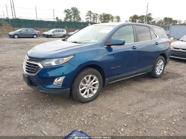 3GNAXUEV7ML302249 2021 CHEVROLET EQUINOX - Image 2