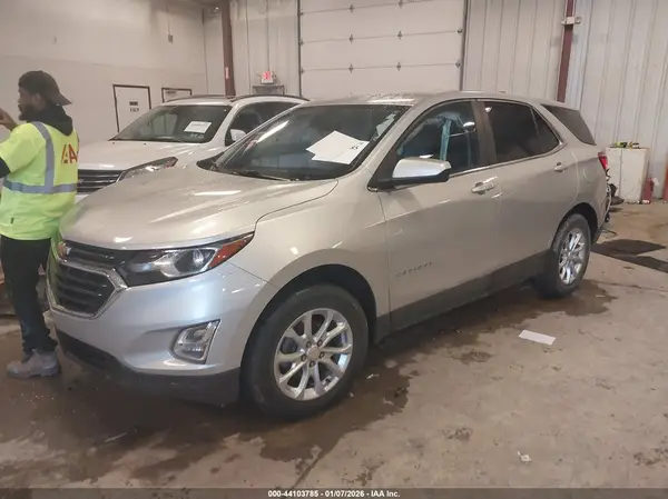 3GNAXUEV7MS132772 2021 CHEVROLET EQUINOX - Image 2