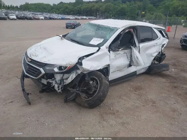 3GNAXUEV7MS133789 2021 CHEVROLET EQUINOX - Image 2