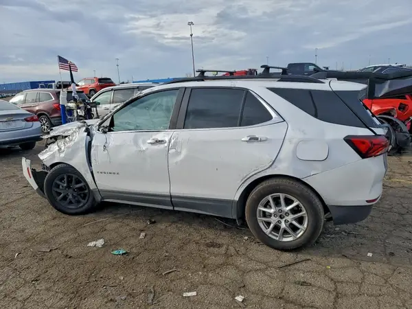 3GNAXUEV7NL100884 2022 CHEVROLET EQUINOX - Image 2