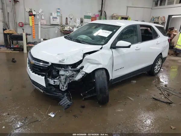 3GNAXUEV7NL119130 2022 CHEVROLET EQUINOX - Image 2