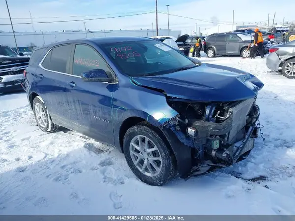 3GNAXUEV7NL120407 2022 CHEVROLET EQUINOX - Image 1