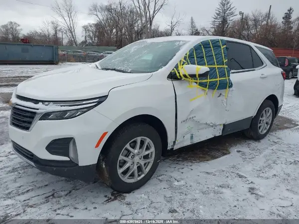 3GNAXUEV7NL154914 2022 CHEVROLET EQUINOX - Image 2