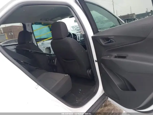 3GNAXUEV7NL154914 2022 CHEVROLET EQUINOX - Image 8