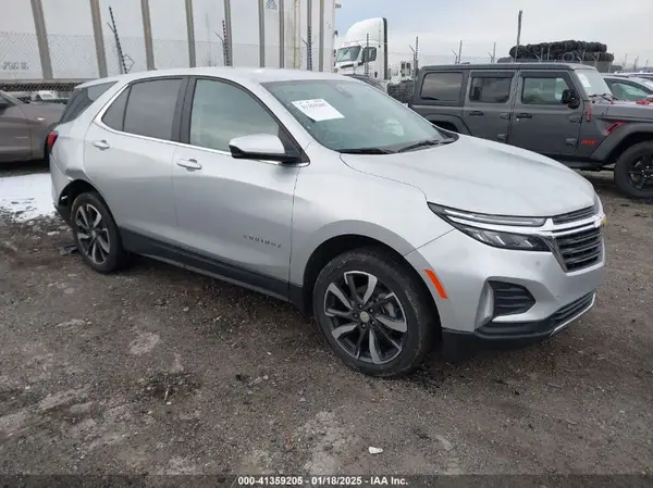 3GNAXUEV7NL221723 2022 CHEVROLET EQUINOX - Image 1