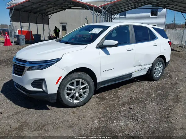 3GNAXUEV7NL242362 2022 CHEVROLET EQUINOX - Image 2