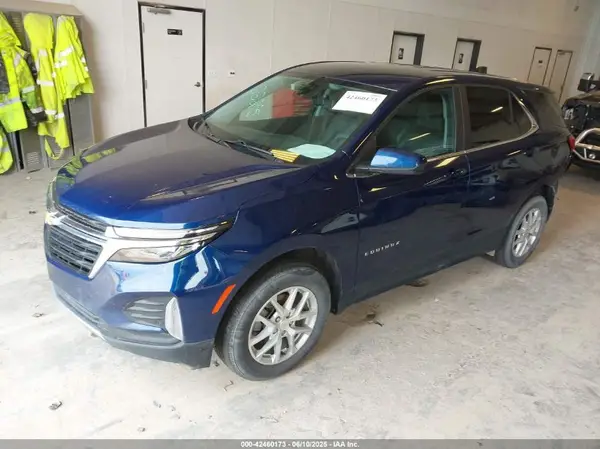 3GNAXUEV7NL245181 2022 CHEVROLET EQUINOX - Image 2