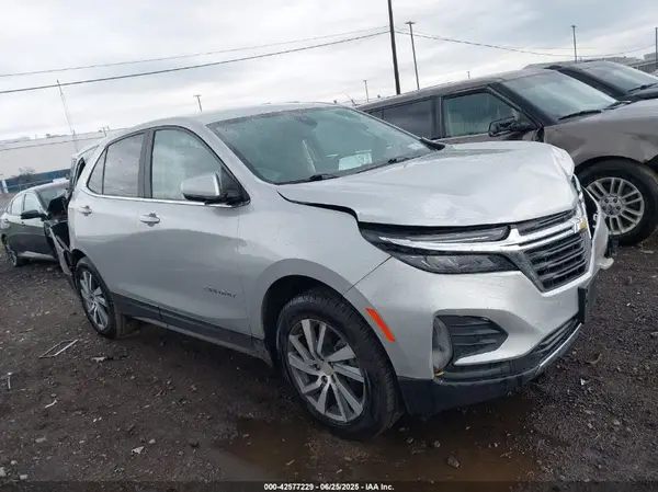 3GNAXUEV7NL252163 2022 CHEVROLET EQUINOX - Image 1