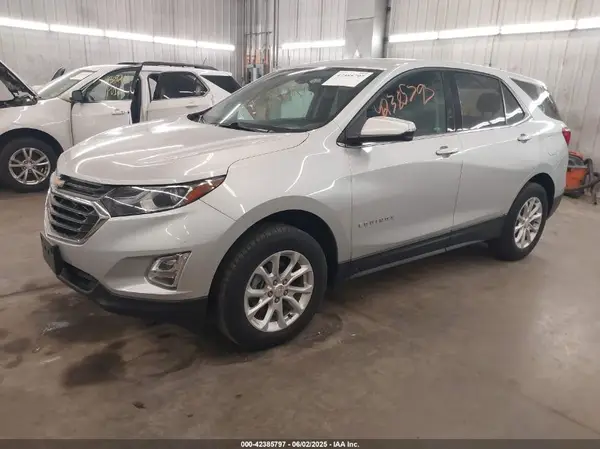 3GNAXUEV8KL268450 2019 CHEVROLET EQUINOX - Image 2