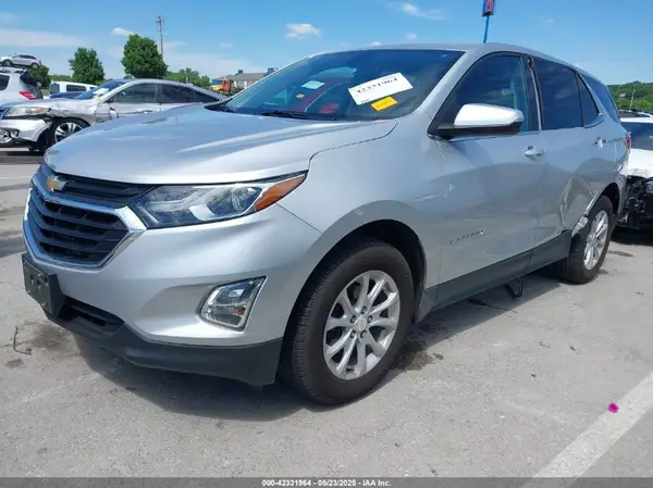 3GNAXUEV8KS582041 2019 CHEVROLET EQUINOX - Image 2