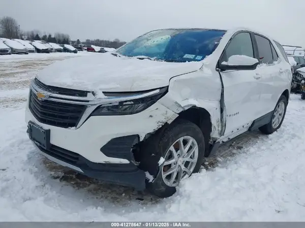 3GNAXUEV8NL173035 2022 CHEVROLET EQUINOX - Image 2