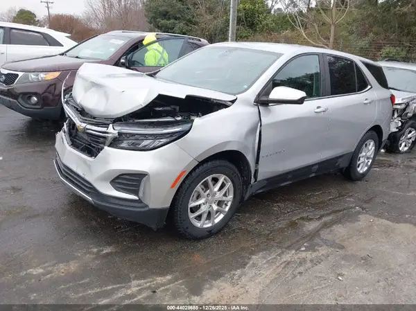 3GNAXUEV8NL188179 2022 CHEVROLET EQUINOX - Image 2