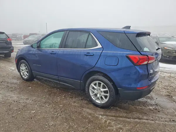 3GNAXUEV8NL196072 2022 CHEVROLET EQUINOX - Image 2