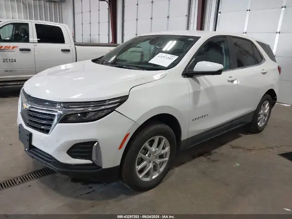 3GNAXUEV8NL231466 2022 CHEVROLET EQUINOX - Image 2