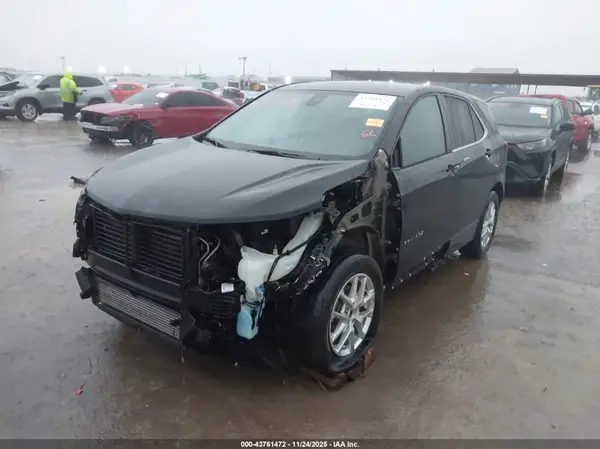 3GNAXUEV8NL241155 2022 CHEVROLET EQUINOX - Image 2