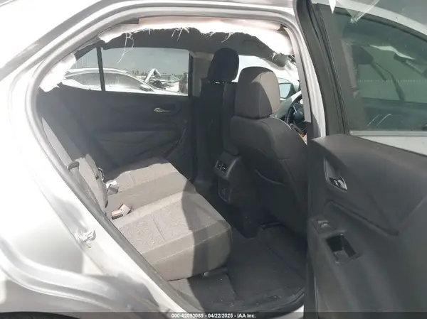 3GNAXUEV8NL242161 2022 CHEVROLET EQUINOX - Image 8