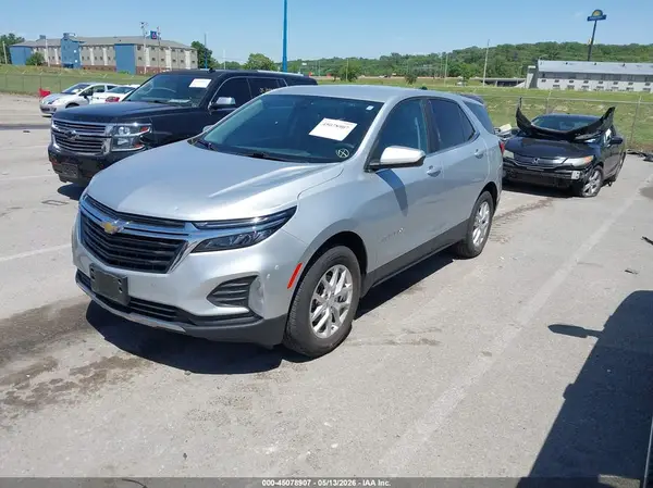 3GNAXUEV8NL252219 2022 CHEVROLET EQUINOX - Image 2