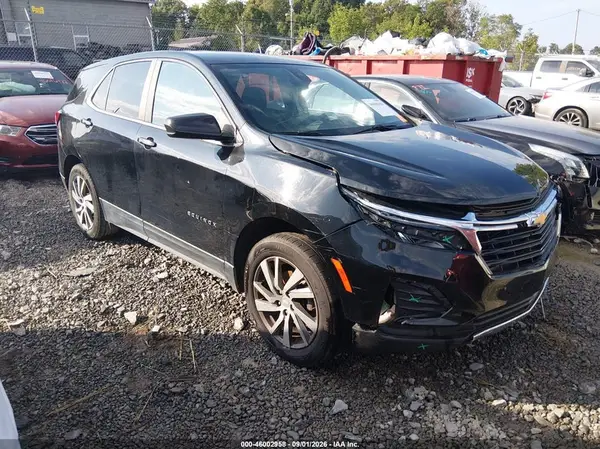 3GNAXUEV8NL269666 2022 CHEVROLET EQUINOX - Image 1