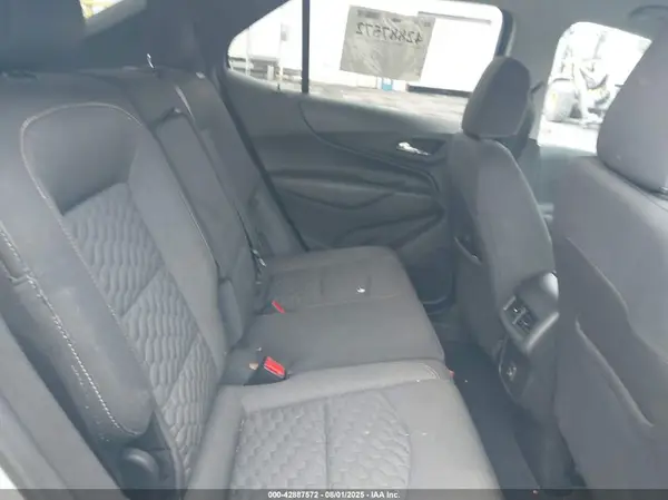 3GNAXUEV9KL270255 2019 CHEVROLET EQUINOX - Image 8