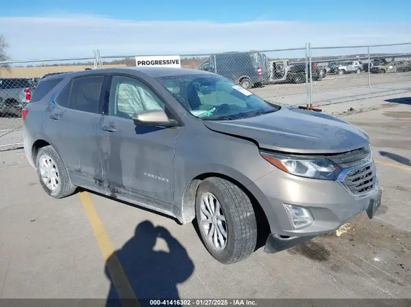 3GNAXUEV9KS567774 2019 CHEVROLET EQUINOX - Image 1