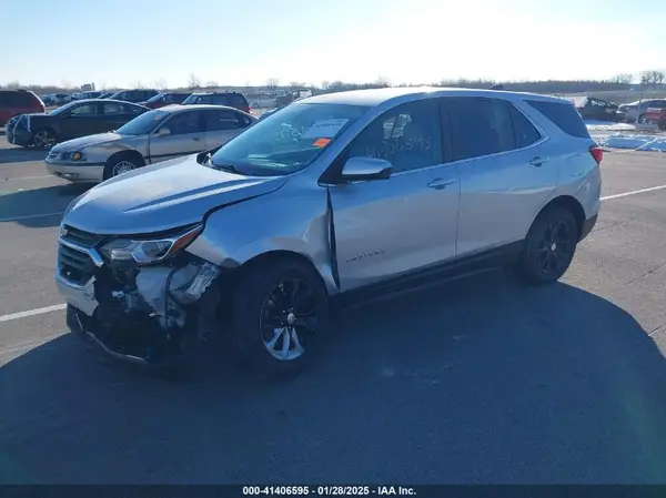 3GNAXUEV9MS117643 2021 CHEVROLET EQUINOX - Image 2