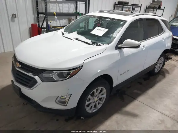 3GNAXUEV9MS163943 2021 CHEVROLET EQUINOX - Image 2