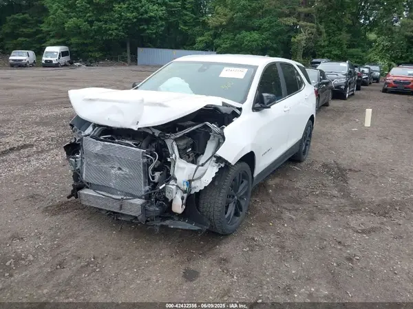 3GNAXUEV9MS182167 2021 CHEVROLET EQUINOX - Image 2