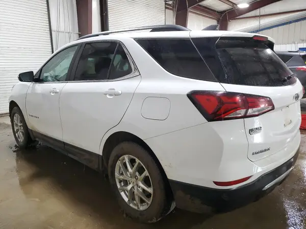 3GNAXUEV9NL102670 2022 CHEVROLET EQUINOX - Image 2