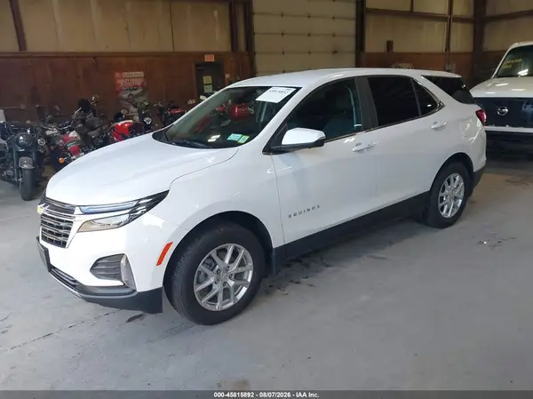 3GNAXUEV9NL167566 2022 CHEVROLET EQUINOX - Image 2