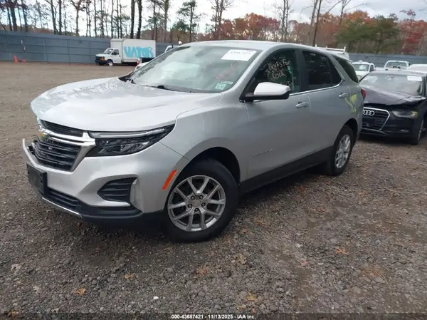 3GNAXUEV9NL175182 2022 CHEVROLET EQUINOX - Image 2