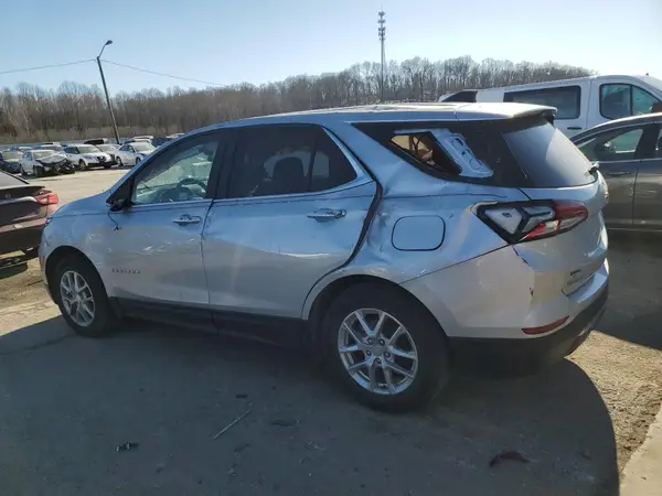 3GNAXUEV9NL210013 2022 CHEVROLET EQUINOX - Image 2