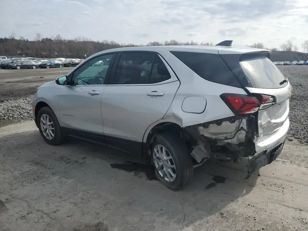 3GNAXUEV9NL232755 2022 CHEVROLET EQUINOX - Image 2
