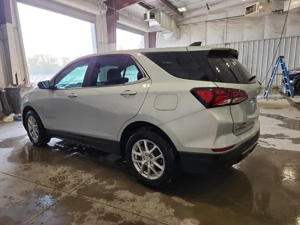 3GNAXUEV9NL238734 2022 CHEVROLET EQUINOX - Image 2