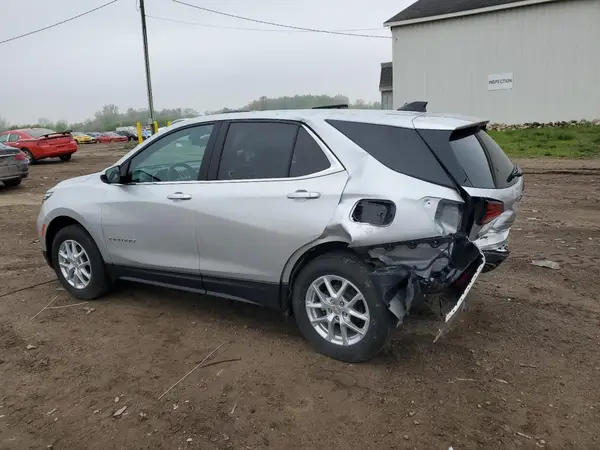 3GNAXUEV9NL242427 2022 CHEVROLET EQUINOX - Image 2