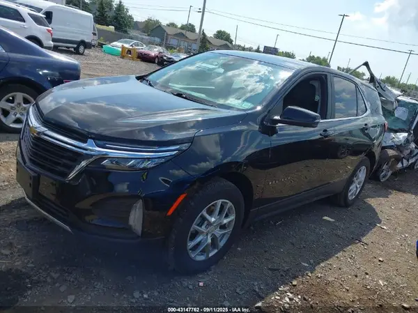 3GNAXUEV9NL248258 2022 CHEVROLET EQUINOX - Image 2