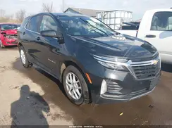 3GNAXUEV9NL267621 2022 CHEVROLET EQUINOX