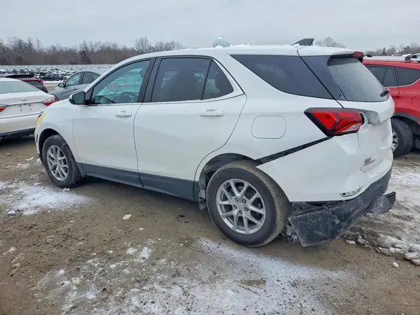 3GNAXUEV9NL267750 2022 CHEVROLET EQUINOX - Image 2