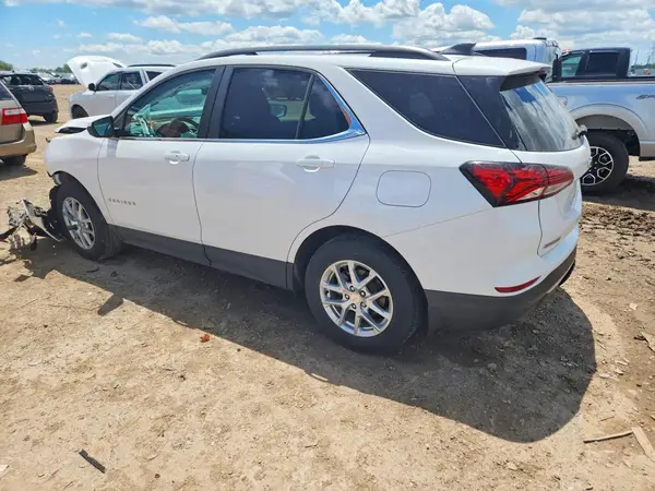 3GNAXUEV9NL288002 2022 CHEVROLET EQUINOX - Image 2