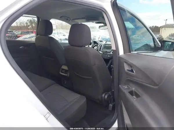 3GNAXUEVXKS559909 2019 CHEVROLET EQUINOX - Image 8
