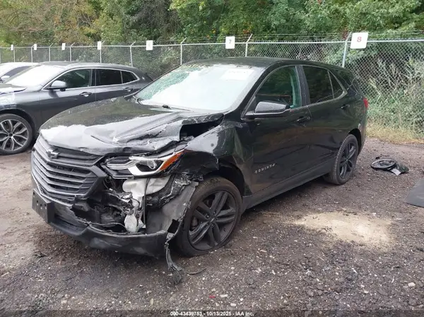 3GNAXUEVXML334225 2021 CHEVROLET EQUINOX - Image 2