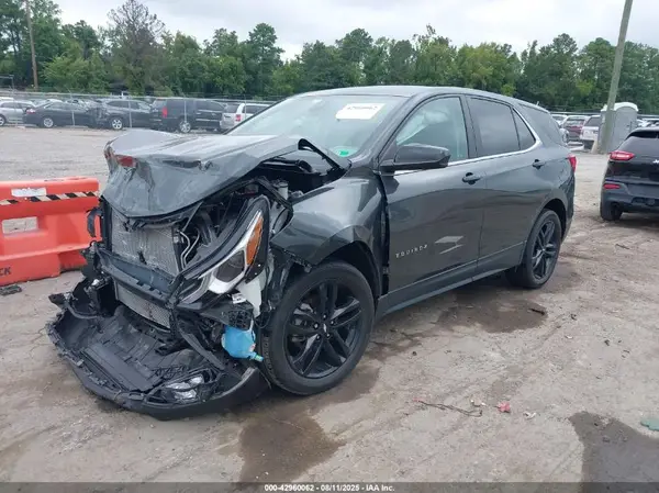 3GNAXUEVXML386213 2021 CHEVROLET EQUINOX - Image 2