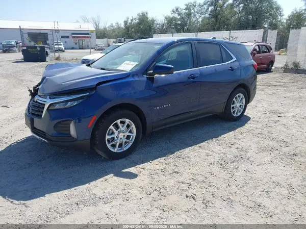3GNAXUEVXNL161128 2022 CHEVROLET EQUINOX - Image 2
