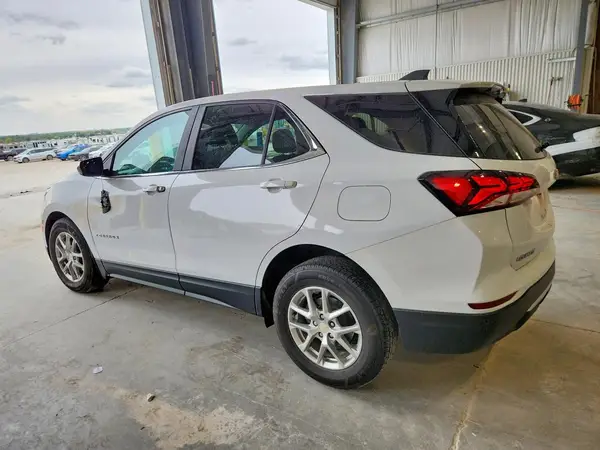 3GNAXUEVXNL218752 2022 CHEVROLET EQUINOX - Image 2