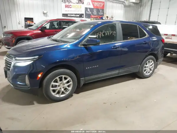 3GNAXUEVXNL306586 2022 CHEVROLET EQUINOX - Image 2
