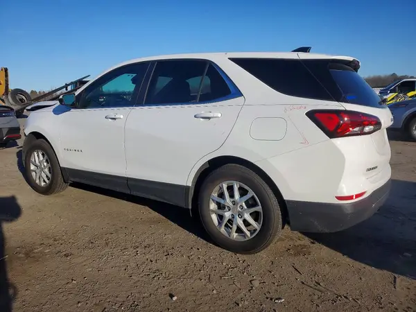 3GNAXUEVXNL307916 2022 CHEVROLET EQUINOX - Image 2