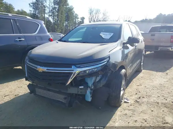 3GNAXUEVXNS207157 2022 CHEVROLET EQUINOX - Image 2