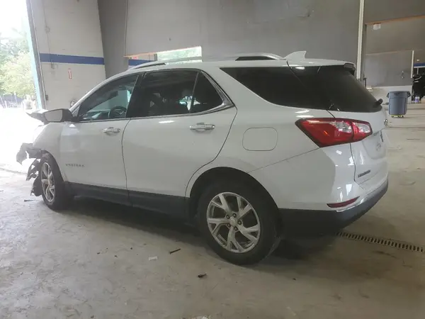 3GNAXVEV2JS611621 2018 CHEVROLET EQUINOX - Image 2